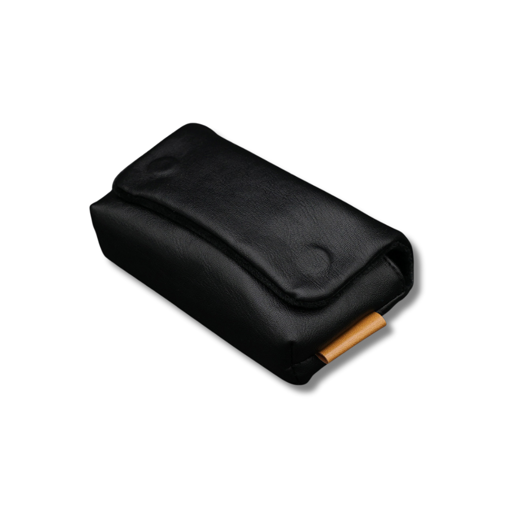 Funda de cuero con cierre magnético